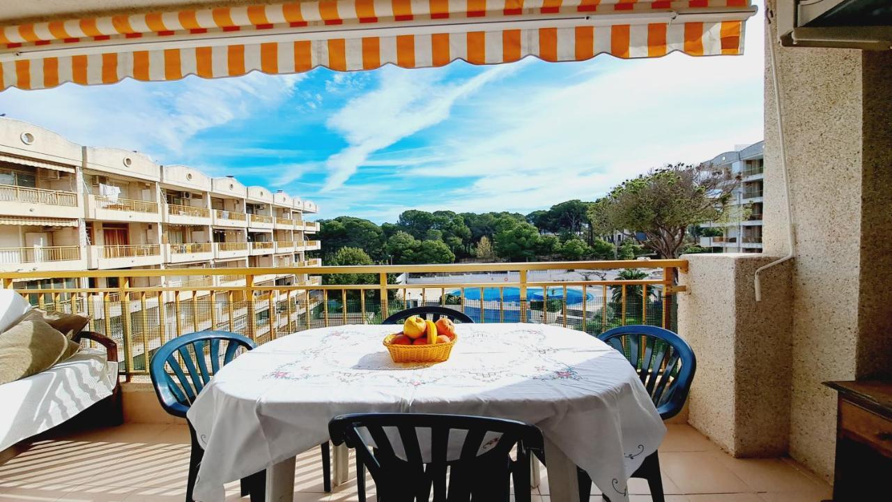 Apartamentos La Masia 002 Салоу Екстериор снимка