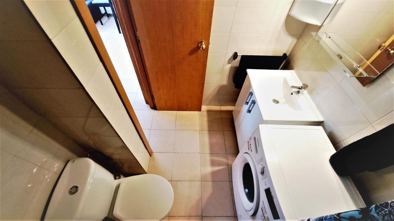 Apartamentos La Masia 002 Салоу Екстериор снимка