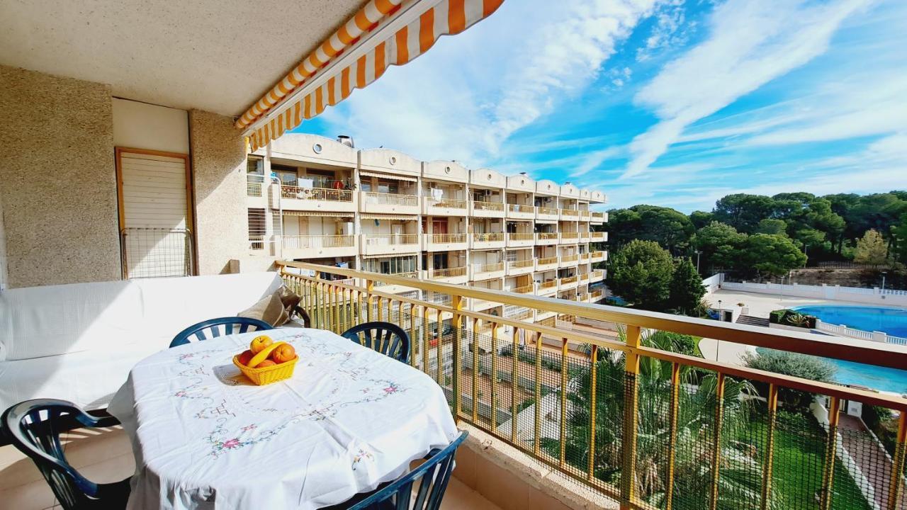 Apartamentos La Masia 002 Салоу Екстериор снимка